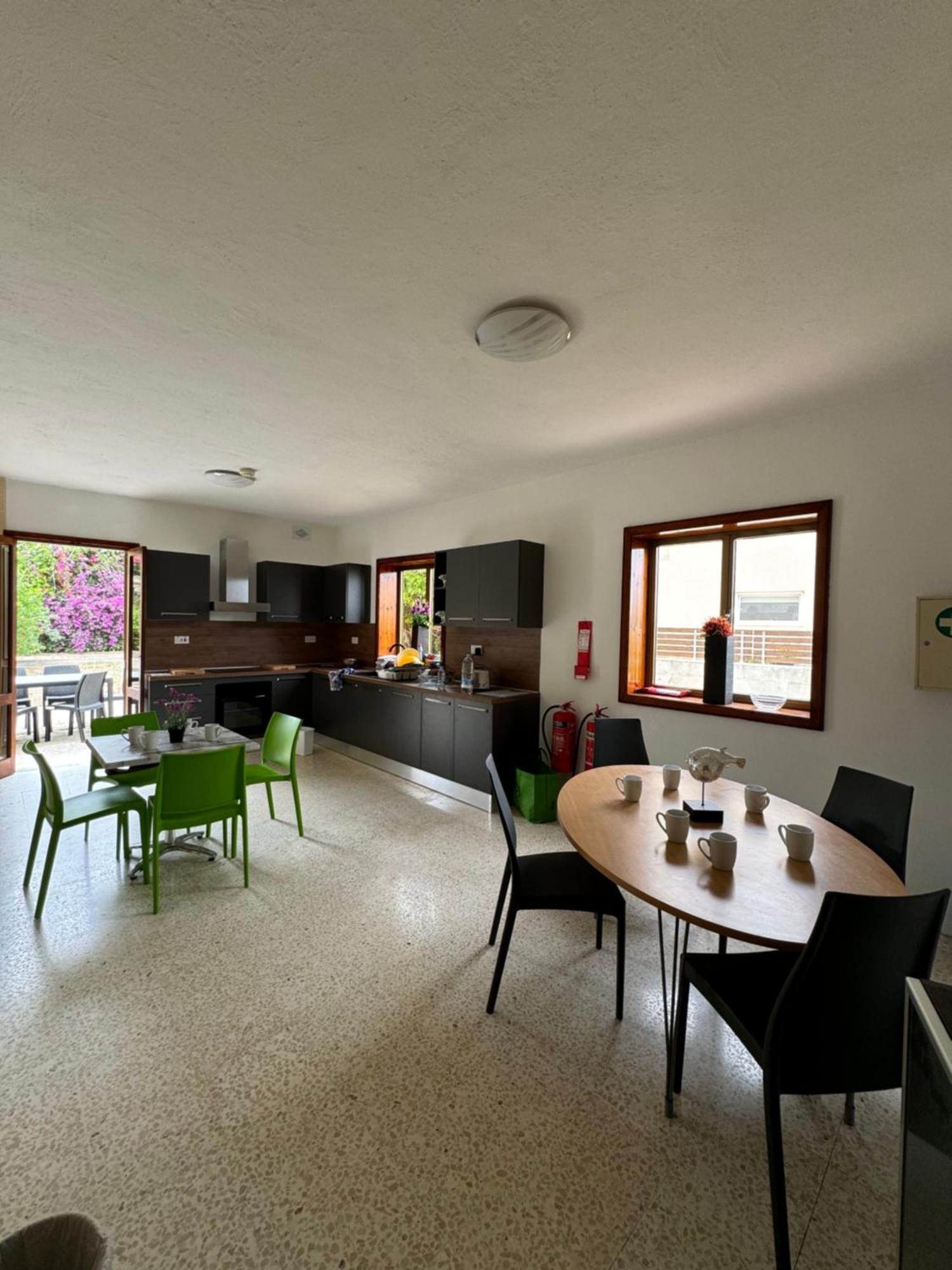Villa Xiwan Is-Swieqi Bagian luar foto