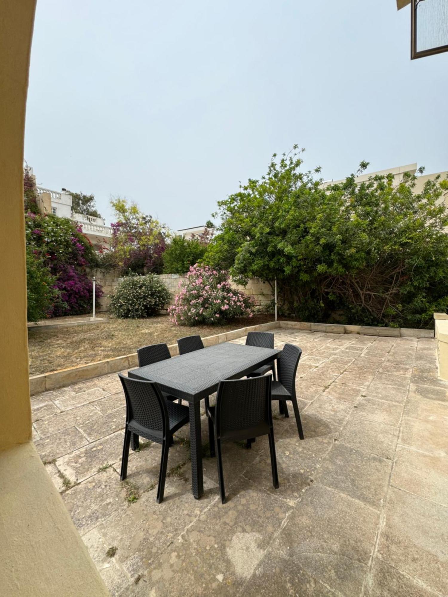 Villa Xiwan Is-Swieqi Bagian luar foto